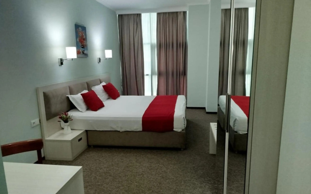 Green Tower Hotel