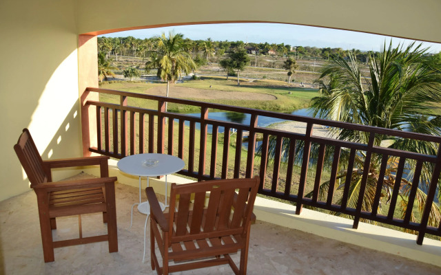 Sunset boutique hotel  All-Suites