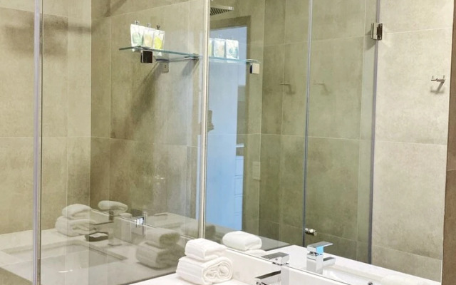 Concrete Jungle 1BR Loft in Barranco