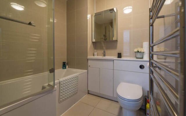 Seagrass Henley - 2 Bed Entire Serviced Apartment