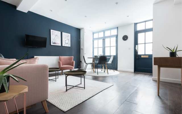 The Paddington Studio - Cool & Stylish 1BDR Mews in Paddington