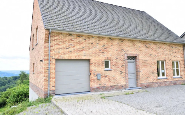Holiday Home in Hastitre With Terrace