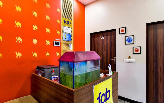 Fabhotel The Castle Homestay