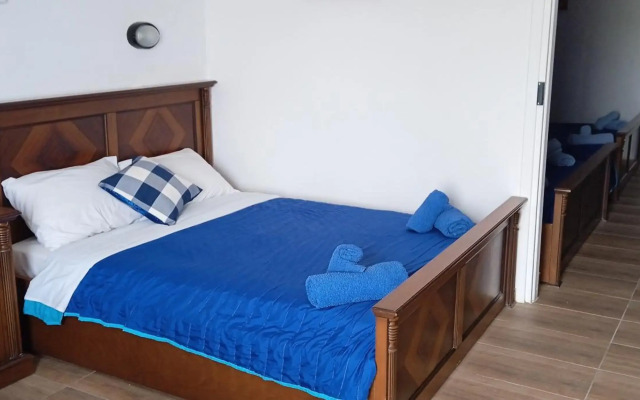 Studios Apartments Kapetanios