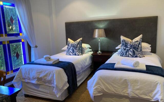2 Rawdons Country Estate