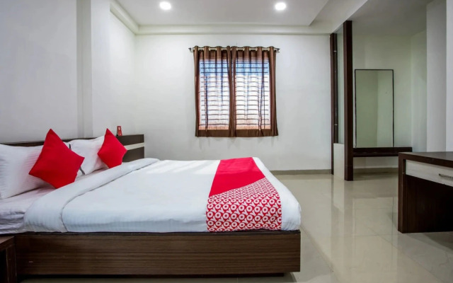 OYO 10600 Hotel 7th Cloud