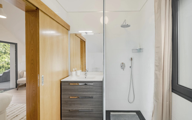 Oscar's House by An Island Apart