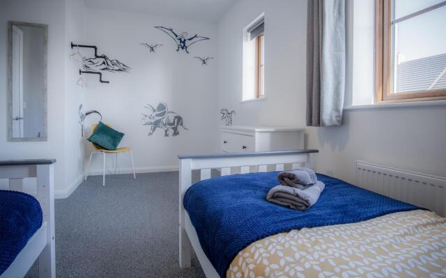 Johnnys Cove - 2 Bedroom Holiday Home - New Hedges