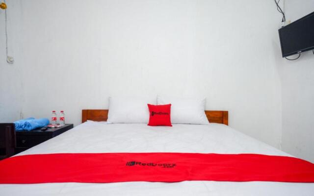 RedDoorz Syariah @ Ndalem Kembang Sore Yogyakarta