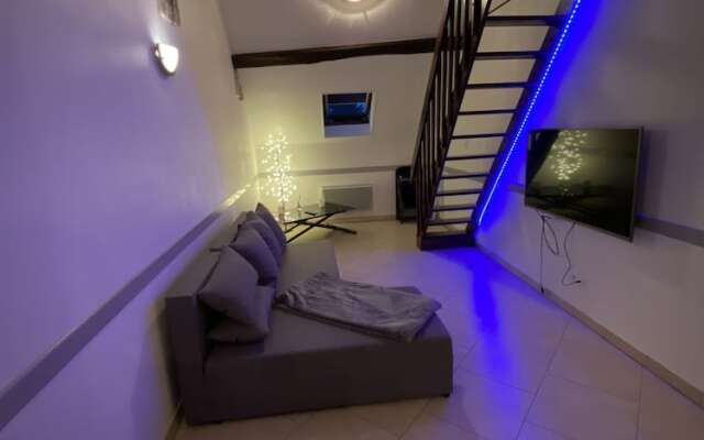 Superbe appartement & piscine privée à Sens