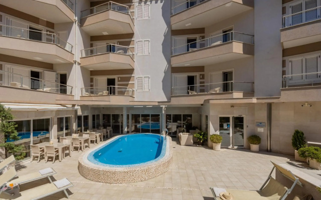 Apartments Del Mar