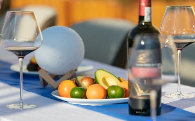 Pu'er Yuejing Hotel (Tea City Simao Airport Center)