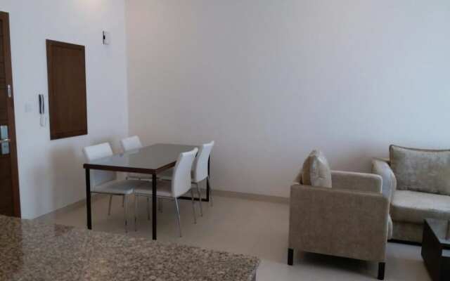 Happy Home Suites