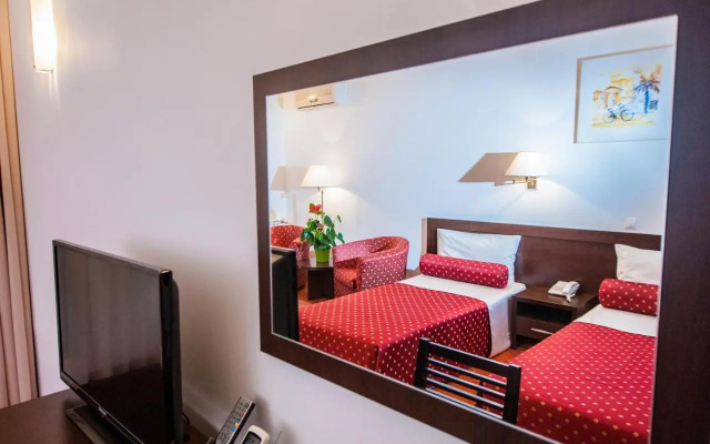 Hotel Mon Jardin