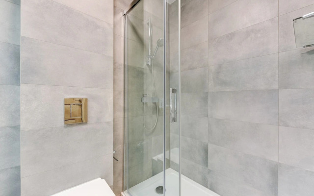 Flats For Rent - Waterlane Island