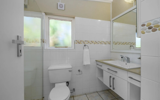 San Lameer Villa Rentals  3515