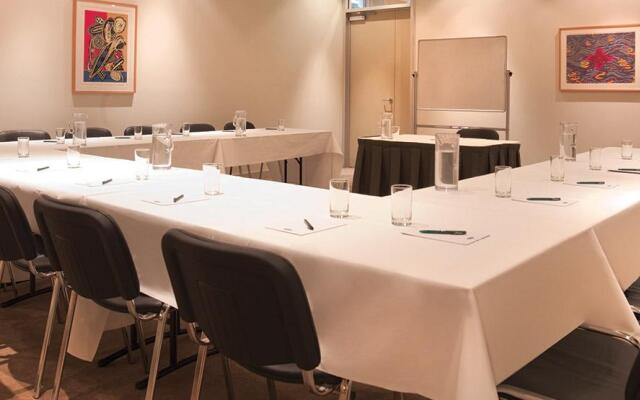 Adina Apartment Hotel Melbourne on Flinders