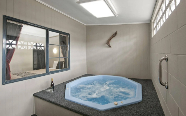 Sport of Kings Motel