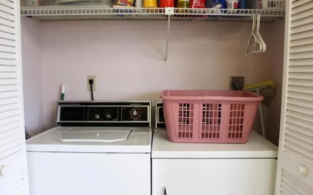 Vista Verde East 3-219