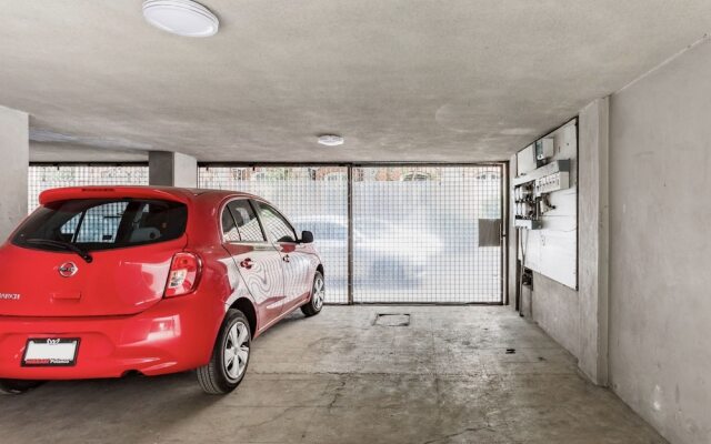Pomona Apartments by Daju