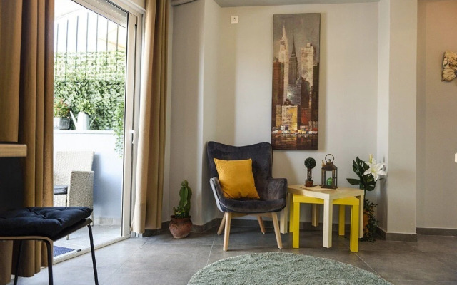 Sandra Stay at Erato and Cleo Houses