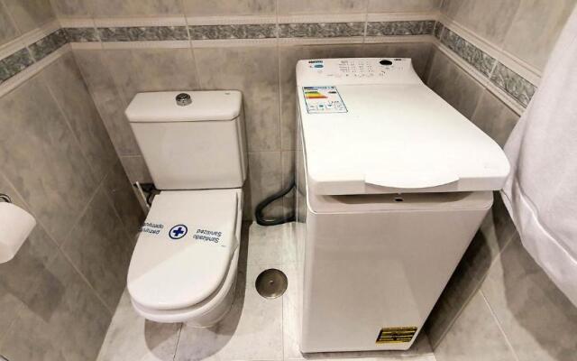 Skol 335. Fantastic Beachfront Apartment Facing South.