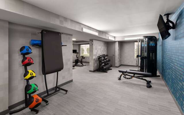 La Quinta Inn & Suites by Wyndham Knoxville Papermill