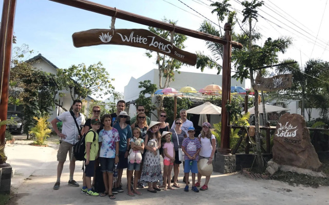 White Lotus Resort