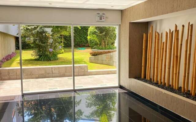 w Stylish 2BR at Malecon in Barranco