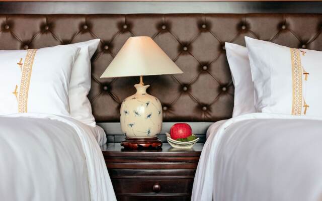 V'Spirit Premier Cruise