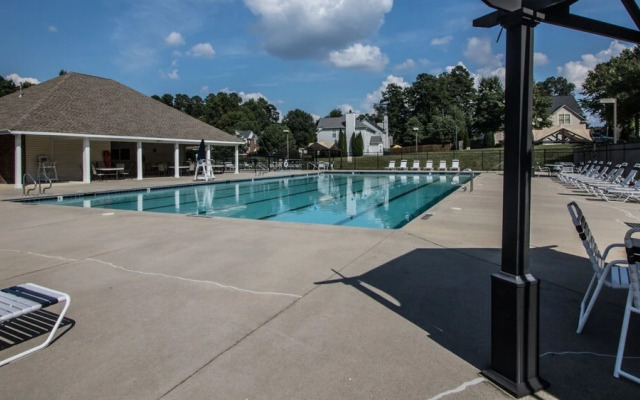 4 Bedroom, Cavonnier Lane