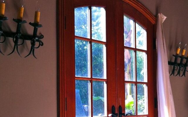 The VILLA on Mt Tabor