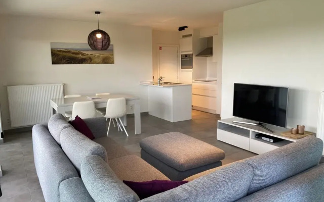 Apartment in Nieuwpoort With Pool & Terrace