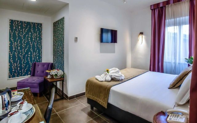 Hotel Navona Colors