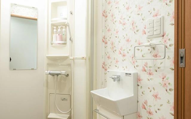 323Nanba-Near the station