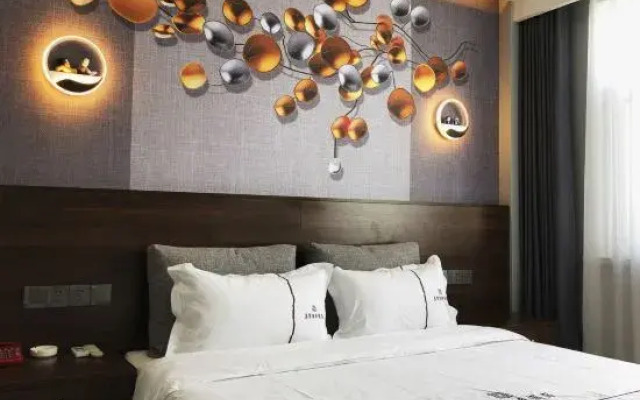 Linyi Jixian Business Hotel