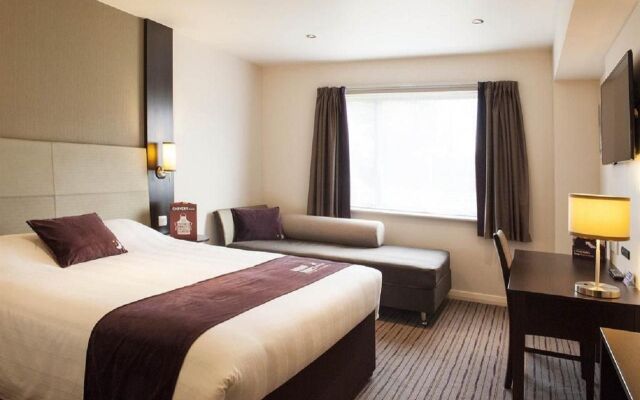Premier Inn London Holborn Hotel