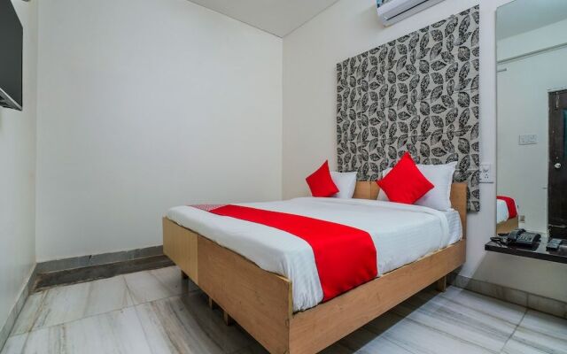 OYO 22423 Taj Villa Guest House