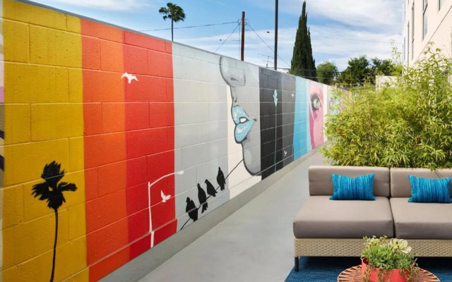 Kimpton Hotel Wilshire by IHG