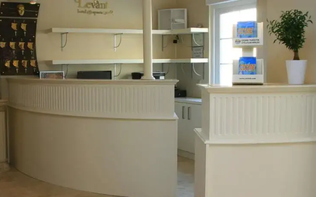 Levant Hotel & Apart