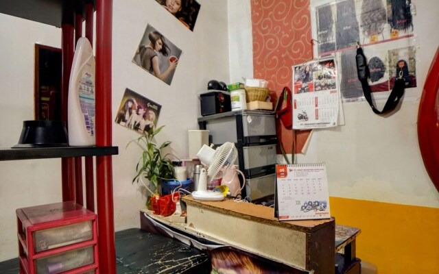 OYO 92820 Guesthouse 899