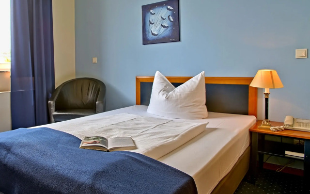 H24 Hoteltow