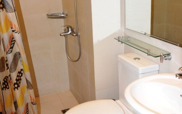 IRise @ Azure Urban Resort Residences