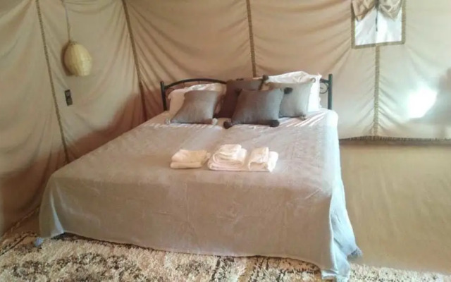 Bihi Desert Camp