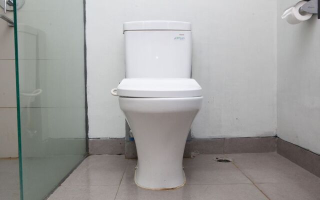 RedDoorz Plus near Bandung Station 2