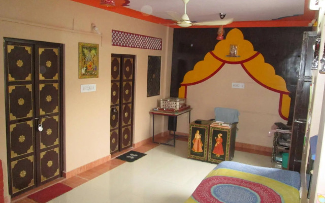Shyam Palace Guest House