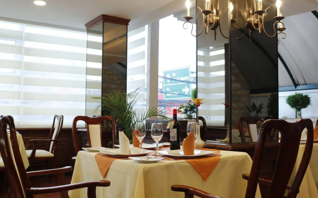 Hotel República