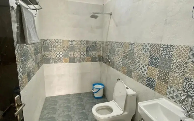 GoBravo 71: 2Bhk Farm with Pool & Garden Sector 150 Noida