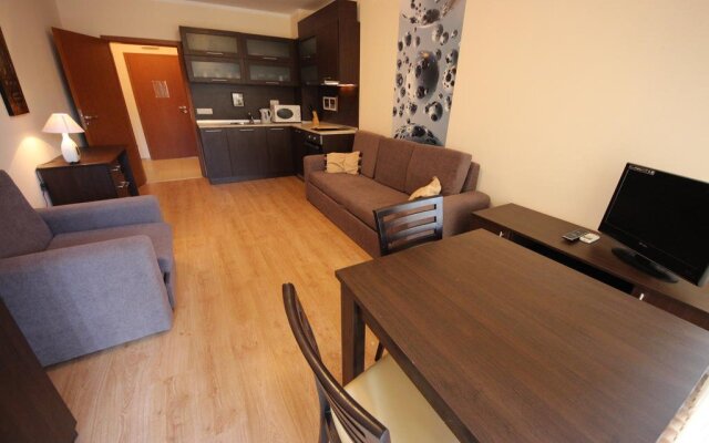 Solar Apartments Chateau Valon