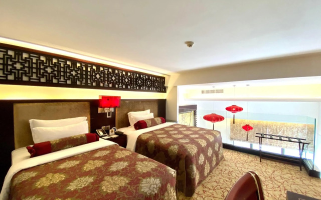 Metropole Hotel